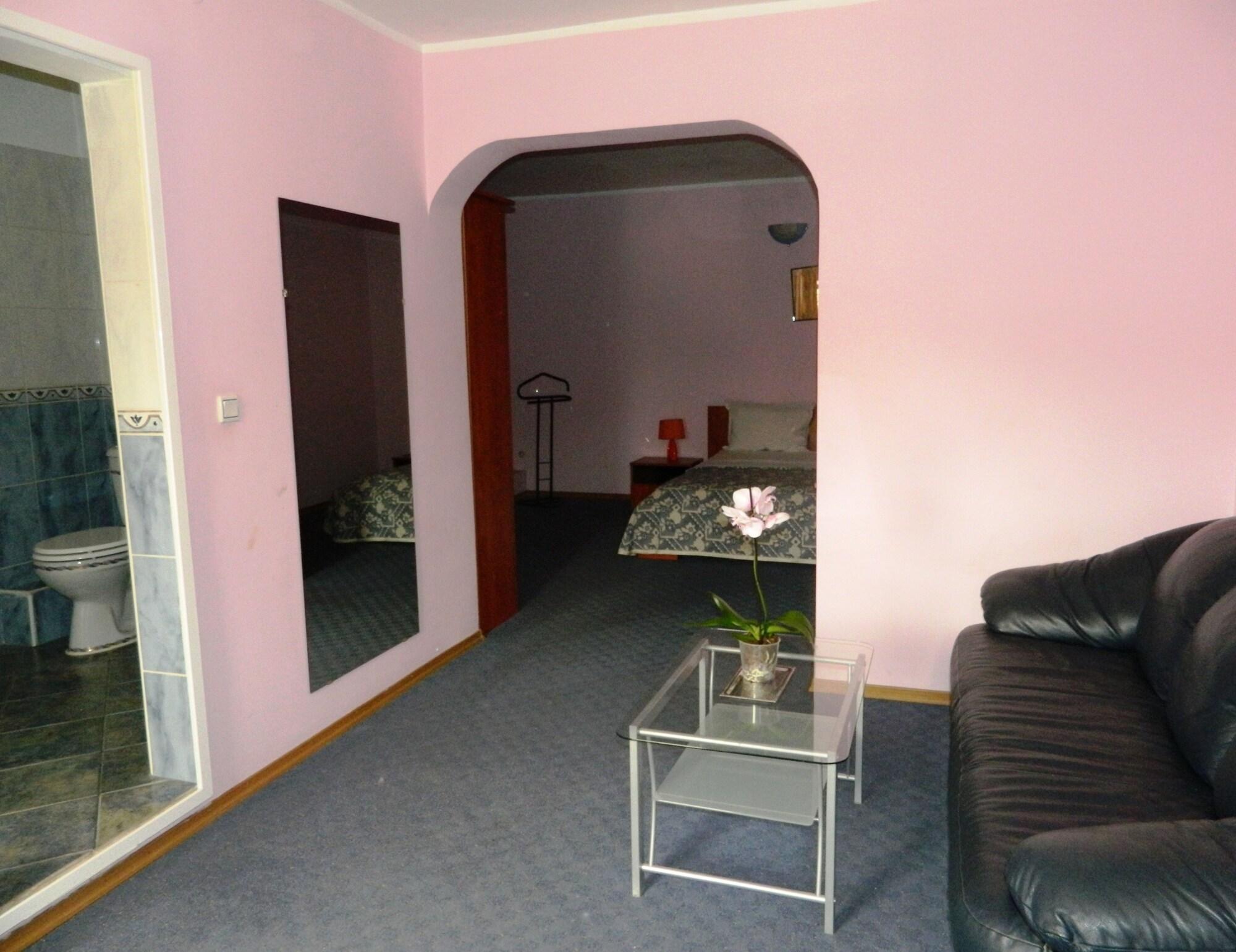 Hotel Adriatico Тимишоара Екстериор снимка