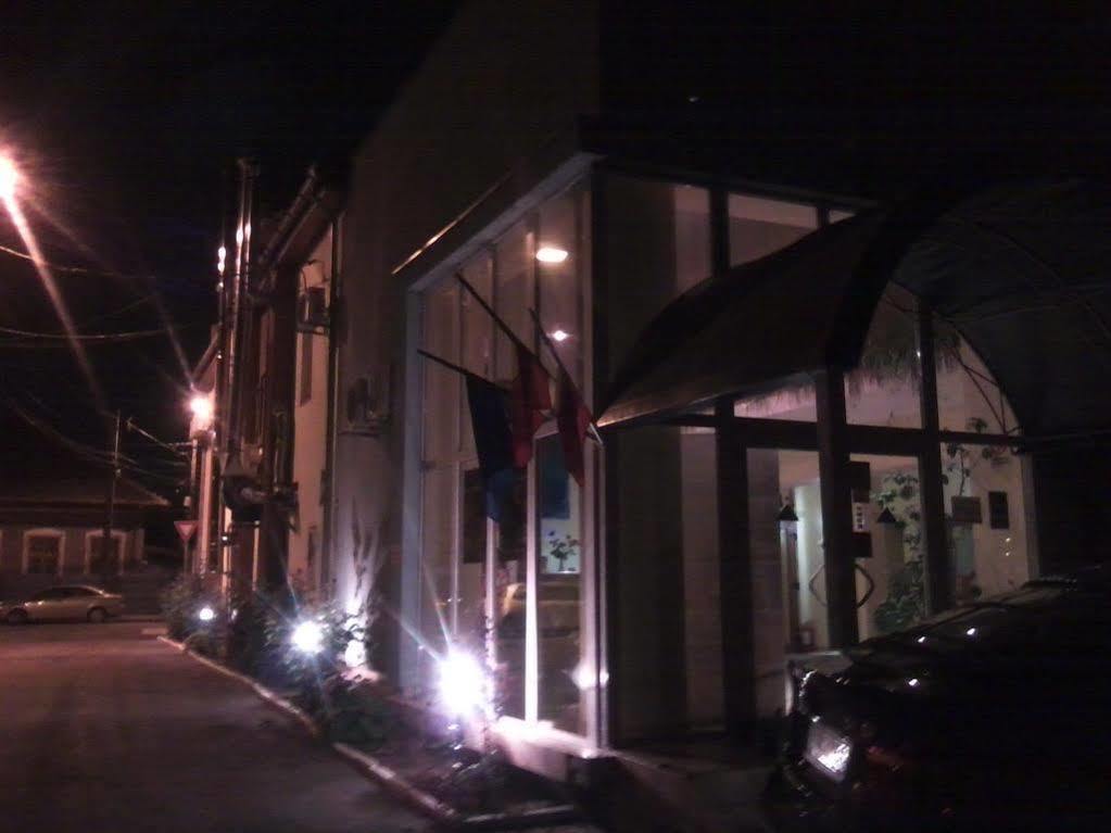Hotel Adriatico Тимишоара Екстериор снимка